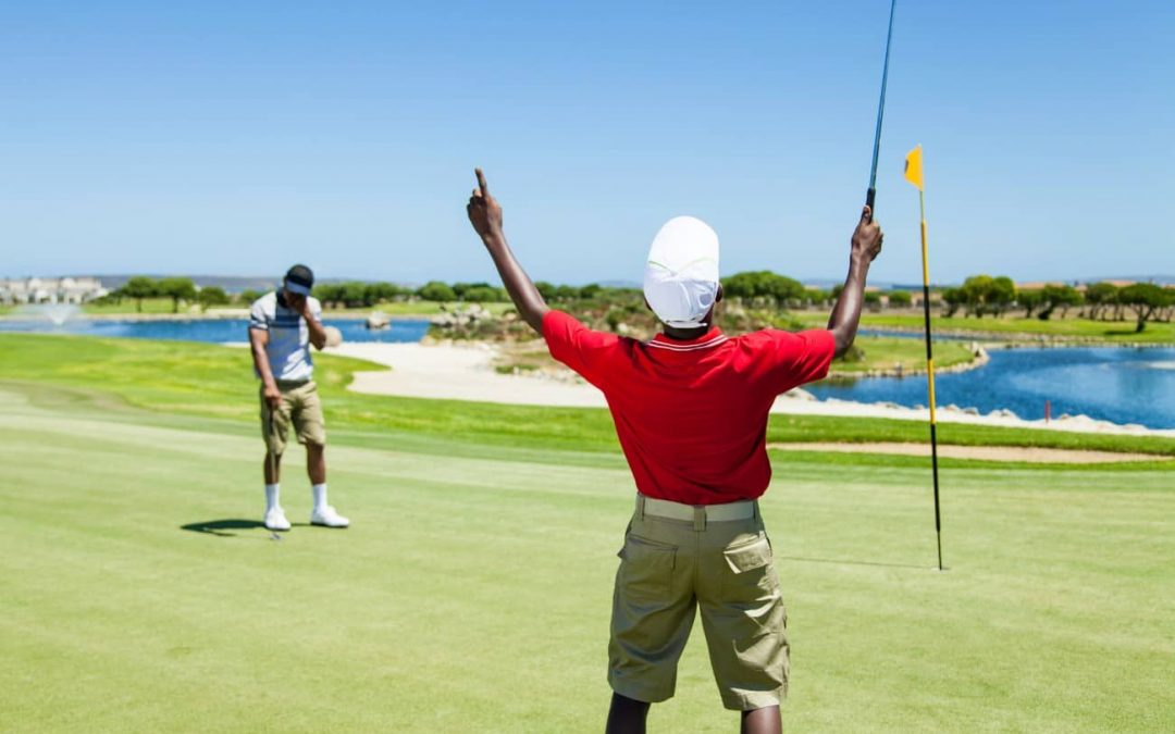 The Social Side of Indoor Golf: Hosting Tournaments and Events